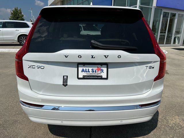 New 2025 Volvo XC90 T8 Plus w/ Protection Package Premier image 8