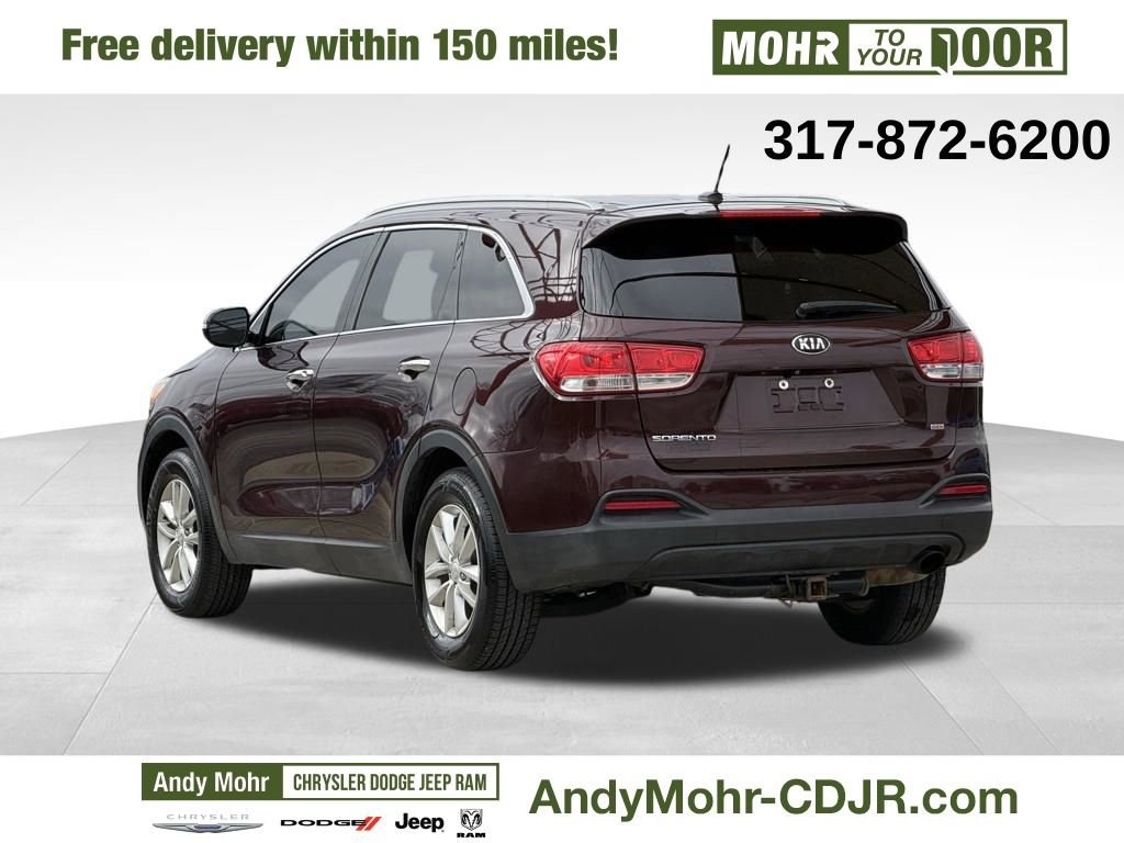 Used 2017 Kia Sorento LX image 5