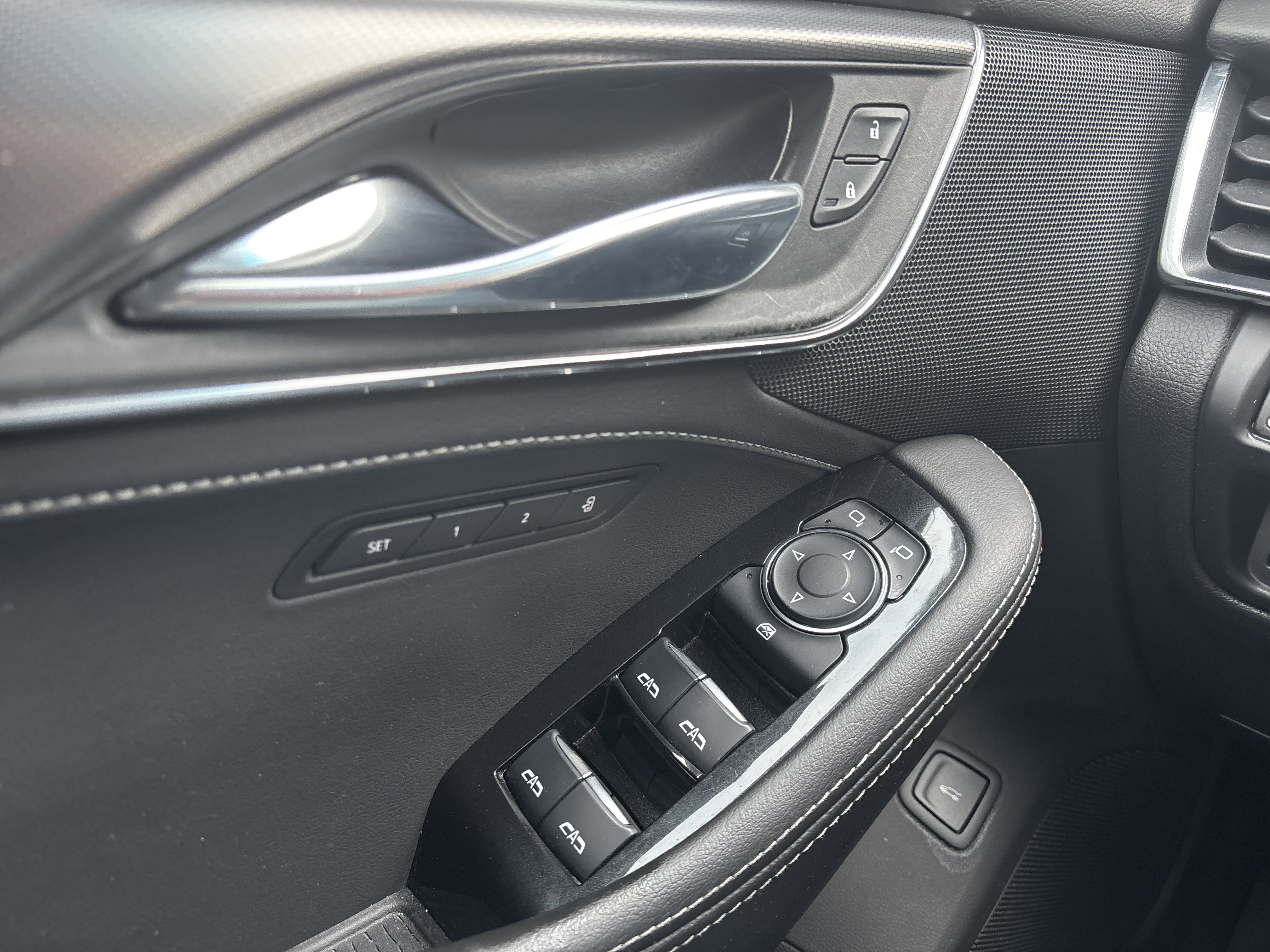 Used 2023 Cadillac CT5 Luxury image 31