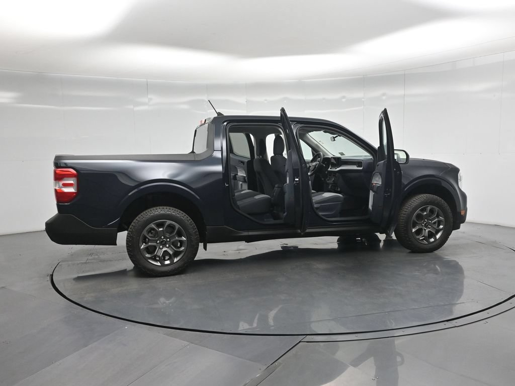 Certified 2023 Ford Maverick XLT w/ Equipment Group 300A Standard AWD/4WD image 4