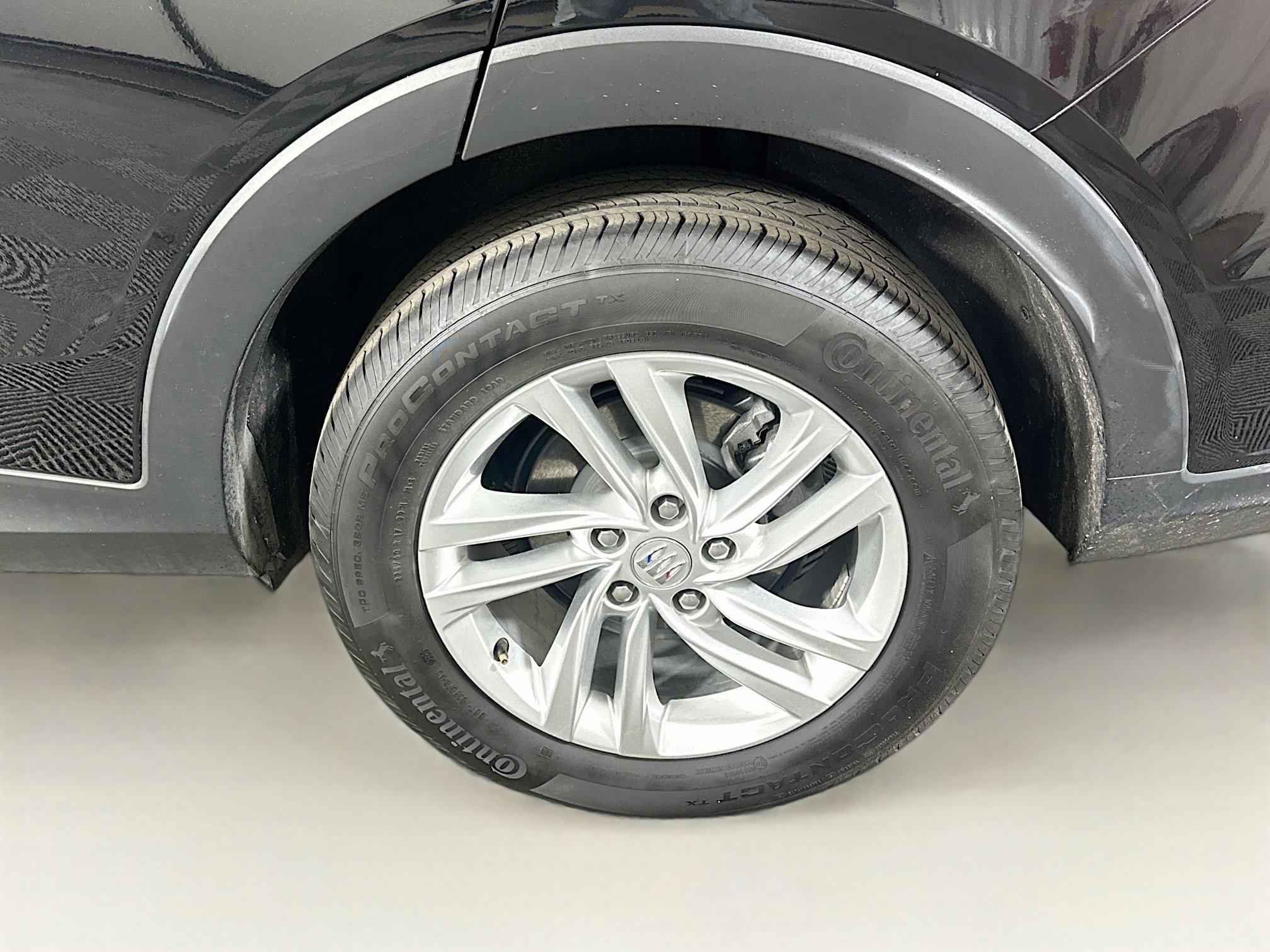 Used 2025 Buick Envista Preferred image 11