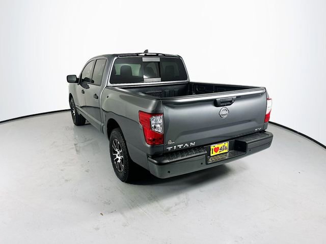 Used 2023 Nissan Titan SV image 7