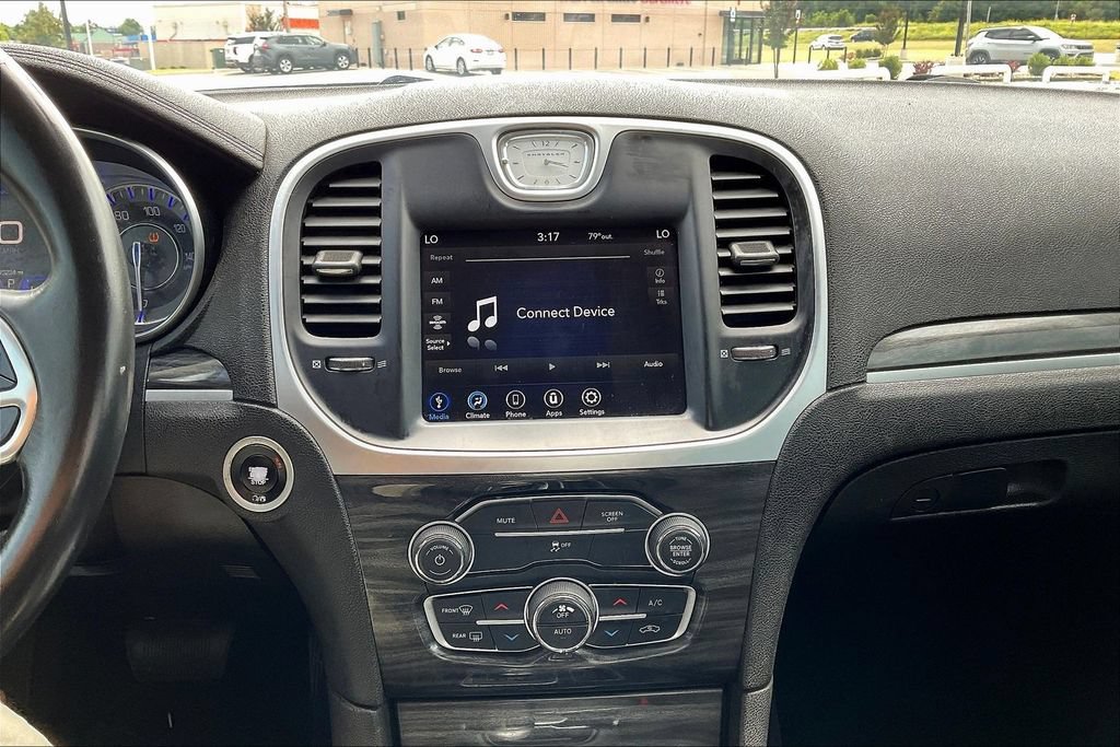 Used 2022 Chrysler 300 Touring w/ Sport Appearance Package RWD image 19