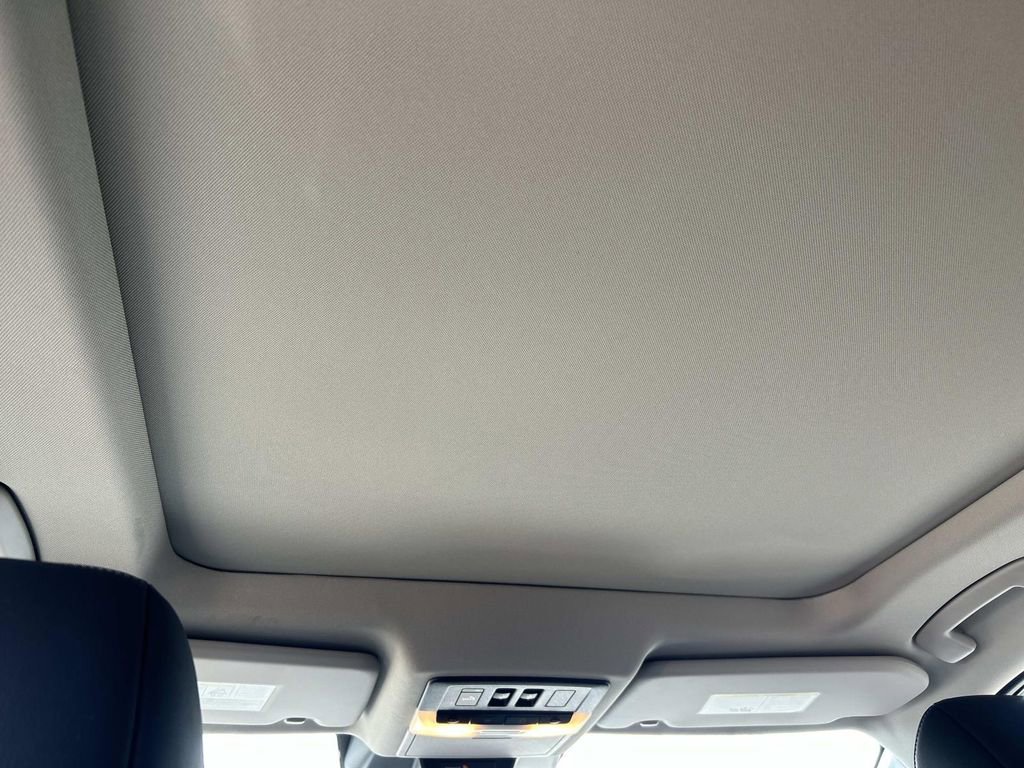 New 2026 Nissan Rogue Platinum AWD/4WD image 23