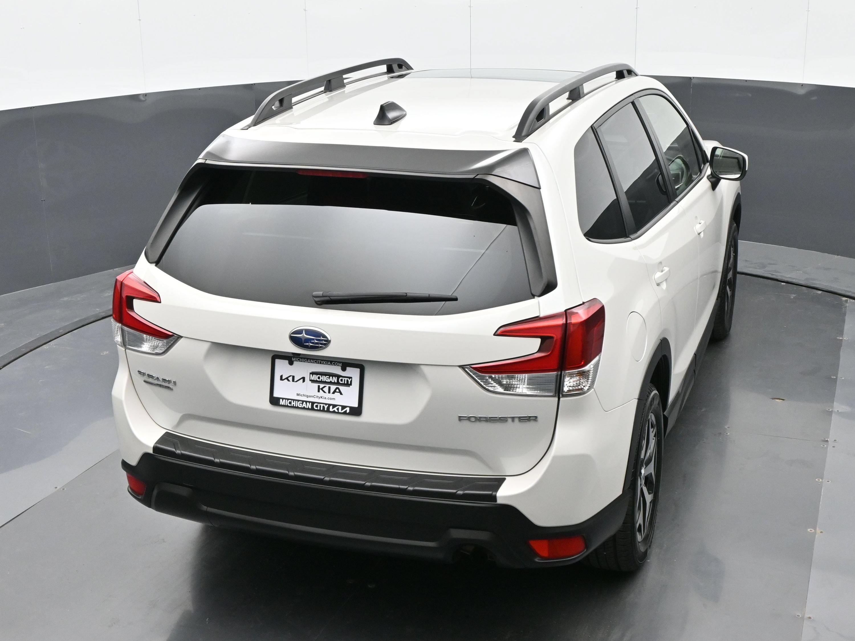 Used 2024 Subaru Forester Premium AWD/4WD image 43