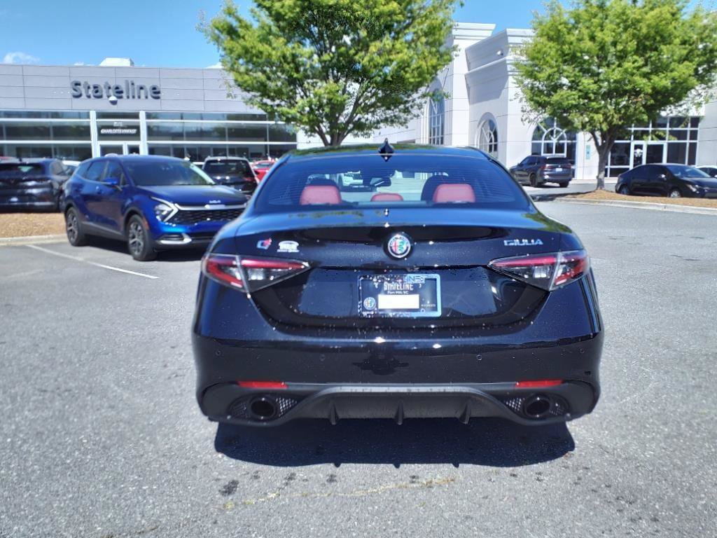 New 2025 Alfa Romeo Giulia RWD image 18