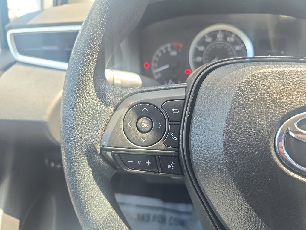 Used 2021 Toyota Corolla LE FWD image 19