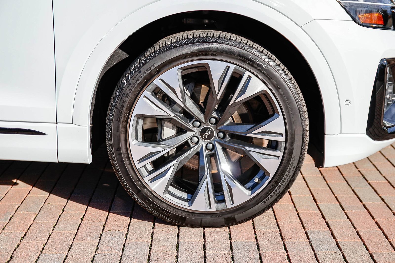 Certified 2025 Audi Q8 Premium w/ Black Optic Package image 11