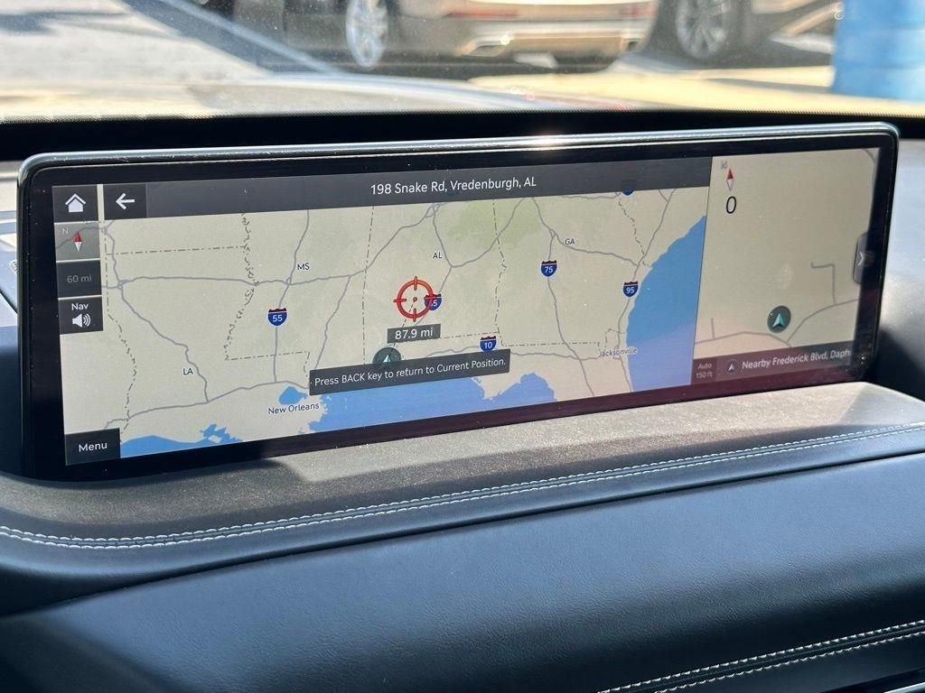 Used 2024 Genesis GV80 2.5T image 11