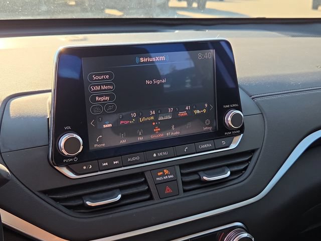 Used 2019 Nissan Altima 2.5 SV FWD image 14