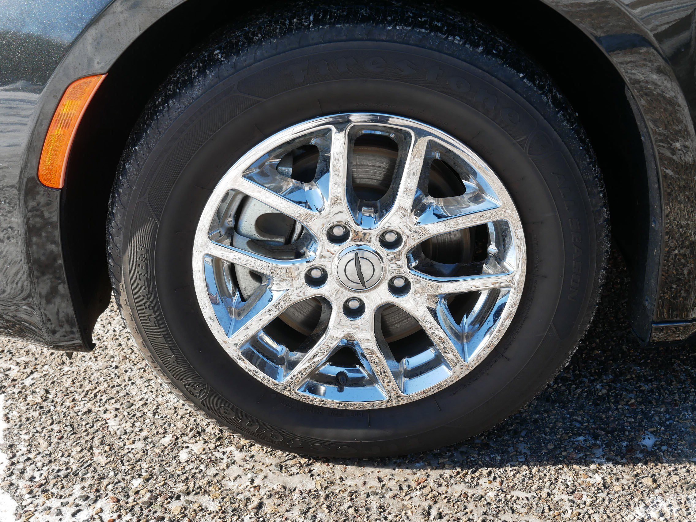 Used 2022 Chrysler Voyager LX image 15