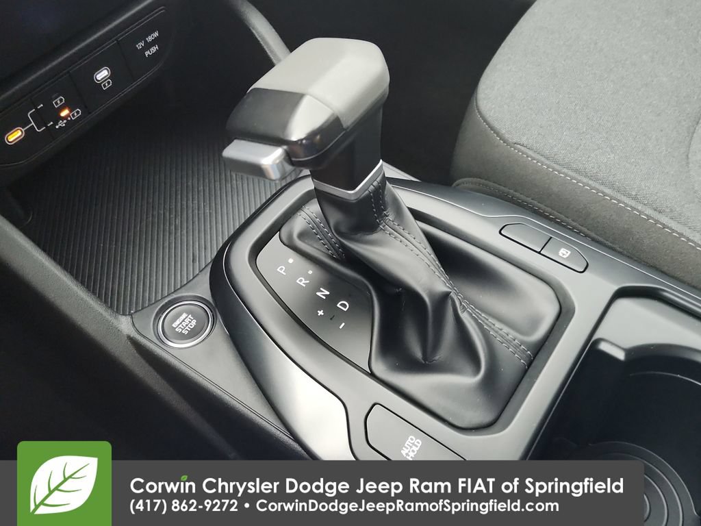 Used 2025 Kia K4 FWD image 26