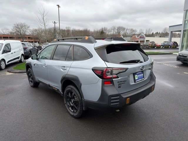 Used 2022 Subaru Outback Wilderness image 7