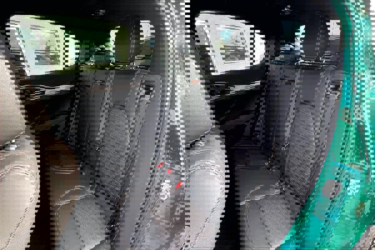 New 2025 Alfa Romeo Stelvio Sprint image 10