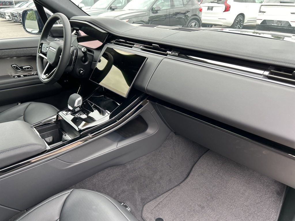 New 2025 Land Rover Range Rover Sport Dynamic SE image 20