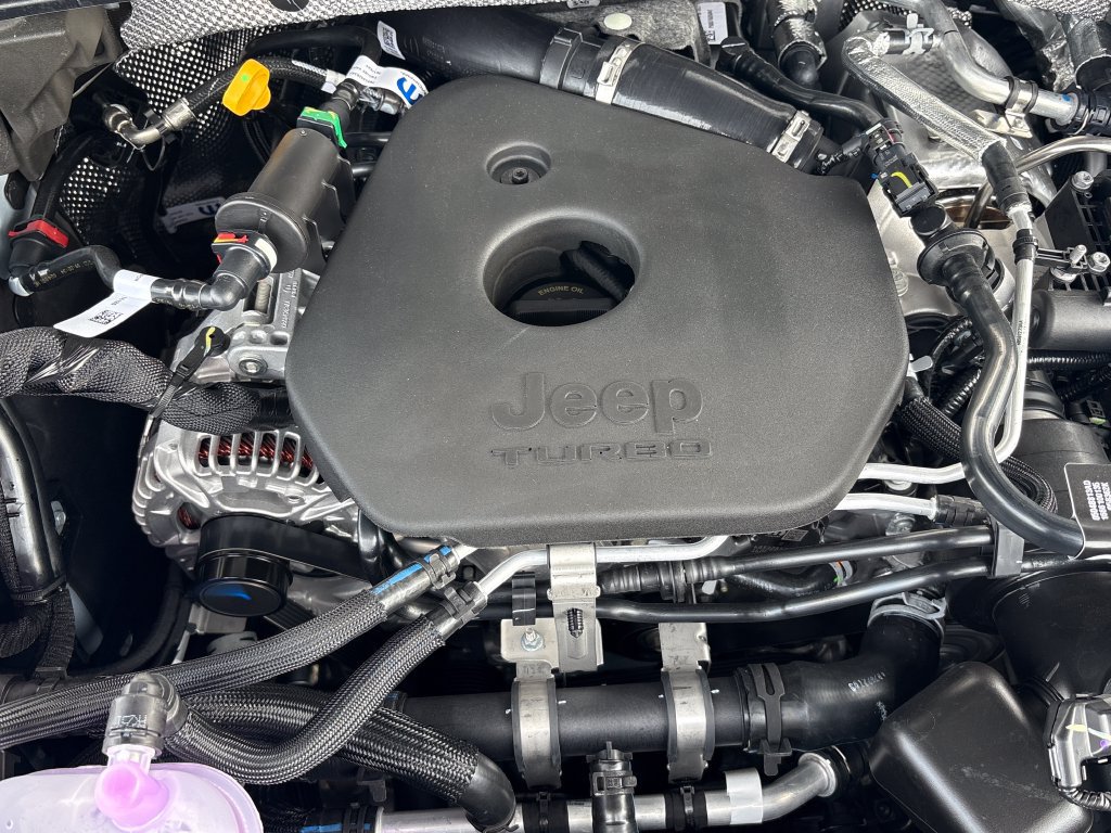 New 2026 Jeep Grand Cherokee Limited AWD/4WD image 4