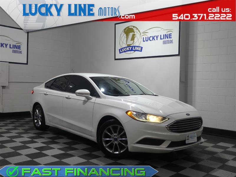 Used 2017 Ford Fusion SE w/ Fusion SE Technology Package image 1