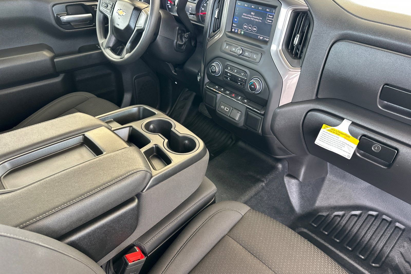 Used 2025 Chevrolet Silverado 1500 W/T image 14