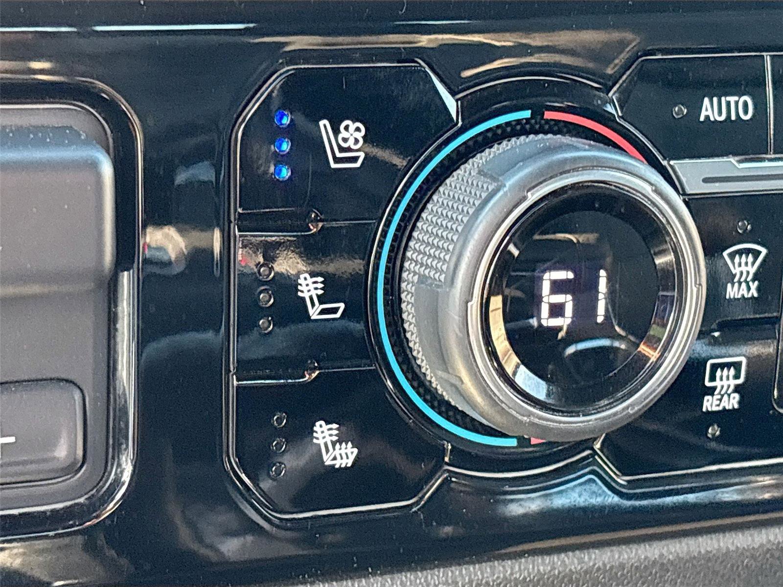 Used 2023 Chevrolet Silverado 1500 LTZ w/ LTZ Convenience Package II image 21