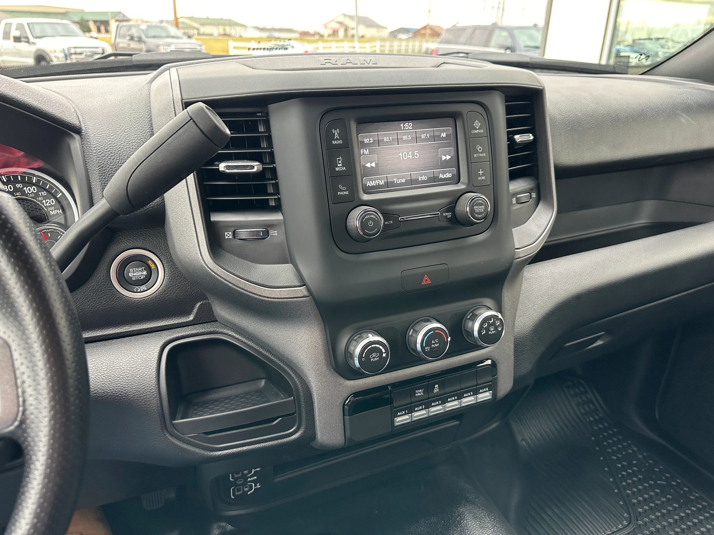 Used 2024 RAM 3500 Tradesman image 20