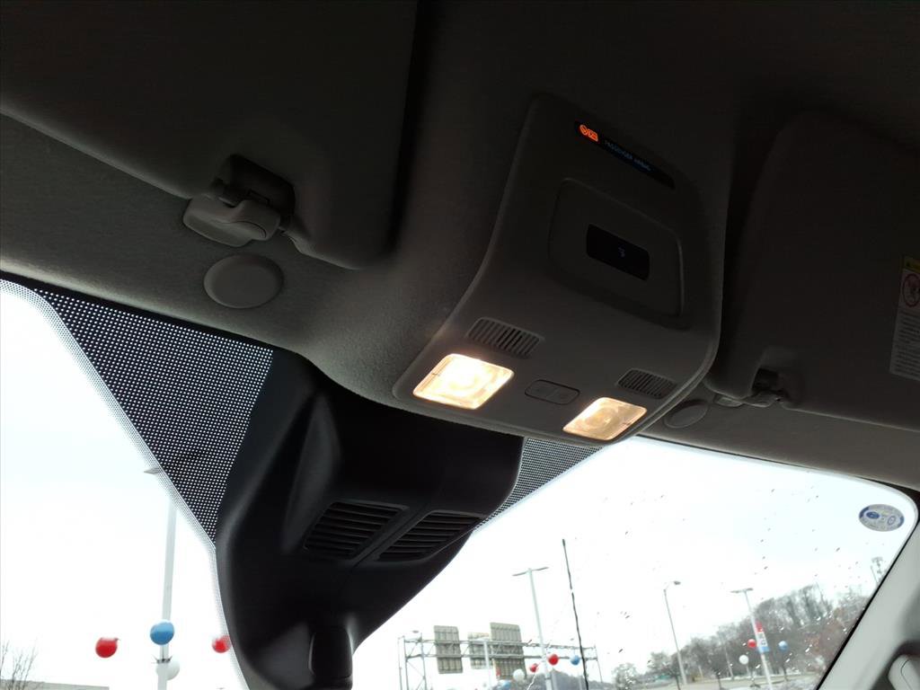 New 2026 Ford Transit 250 148 Medium Roof w/ Load Area Protection Package image 18