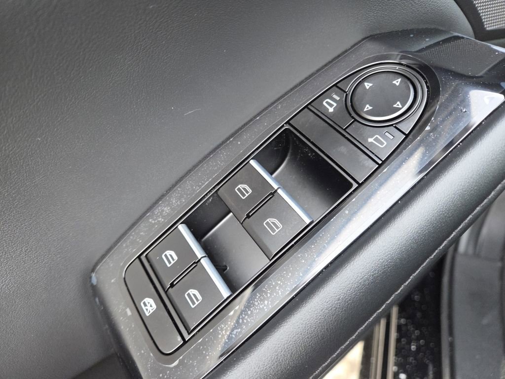 New 2026 MAZDA MAZDA3 s FWD image 18