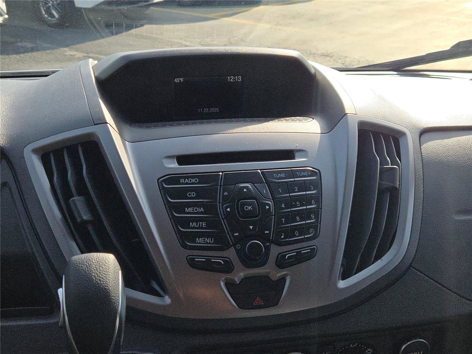 Used 2018 Ford Transit 350 XLT image 23