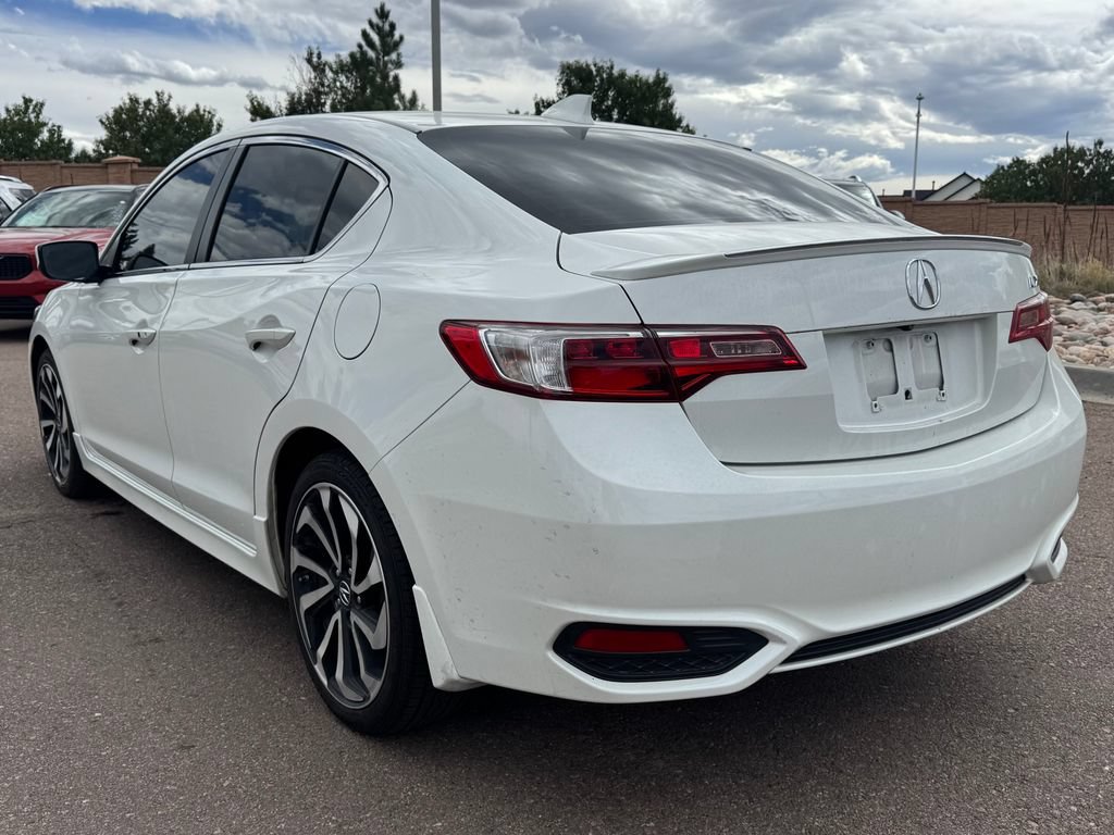 Used 2017 Acura ILX w/ Technology & A-SPEC Package FWD image 4