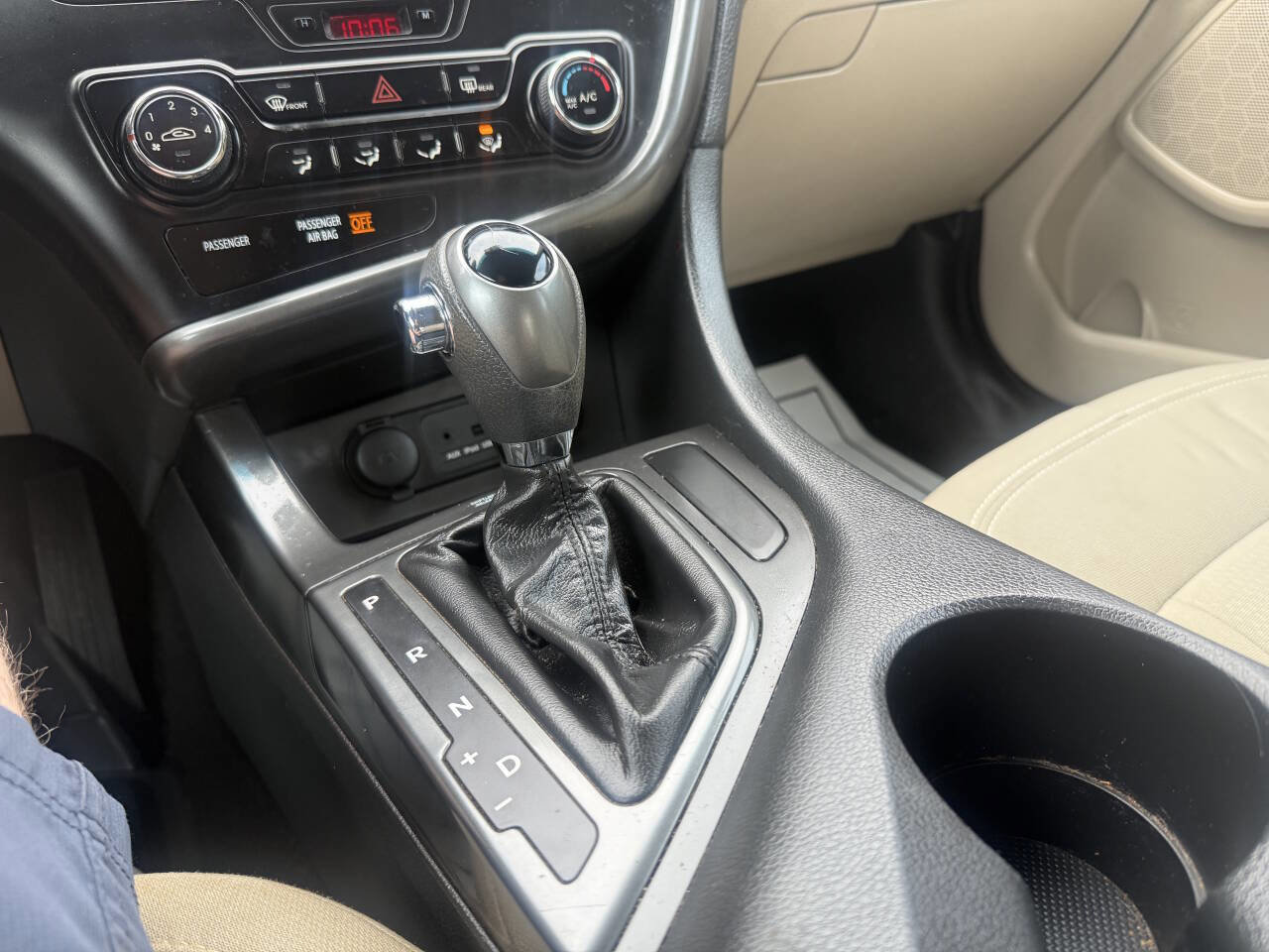 Used 2011 Kia Optima LX w/ Convenience Pkg FWD image 8