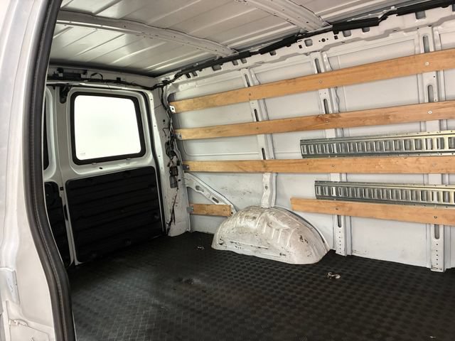 Certified 2021 GMC Savana 2500 w/ Driver Convenience Package RWD image 15