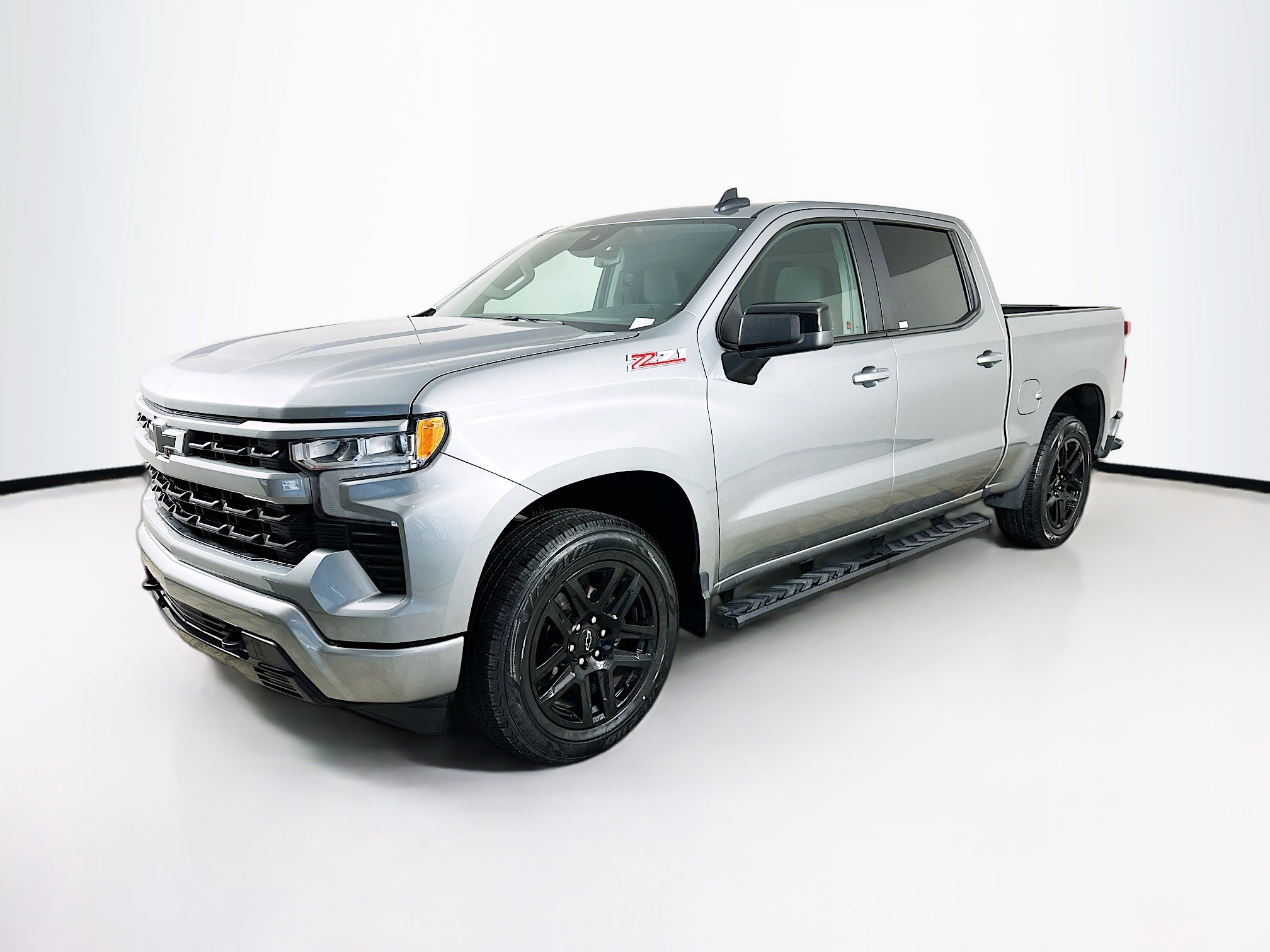 Used 2024 Chevrolet Silverado 1500 RST image 3
