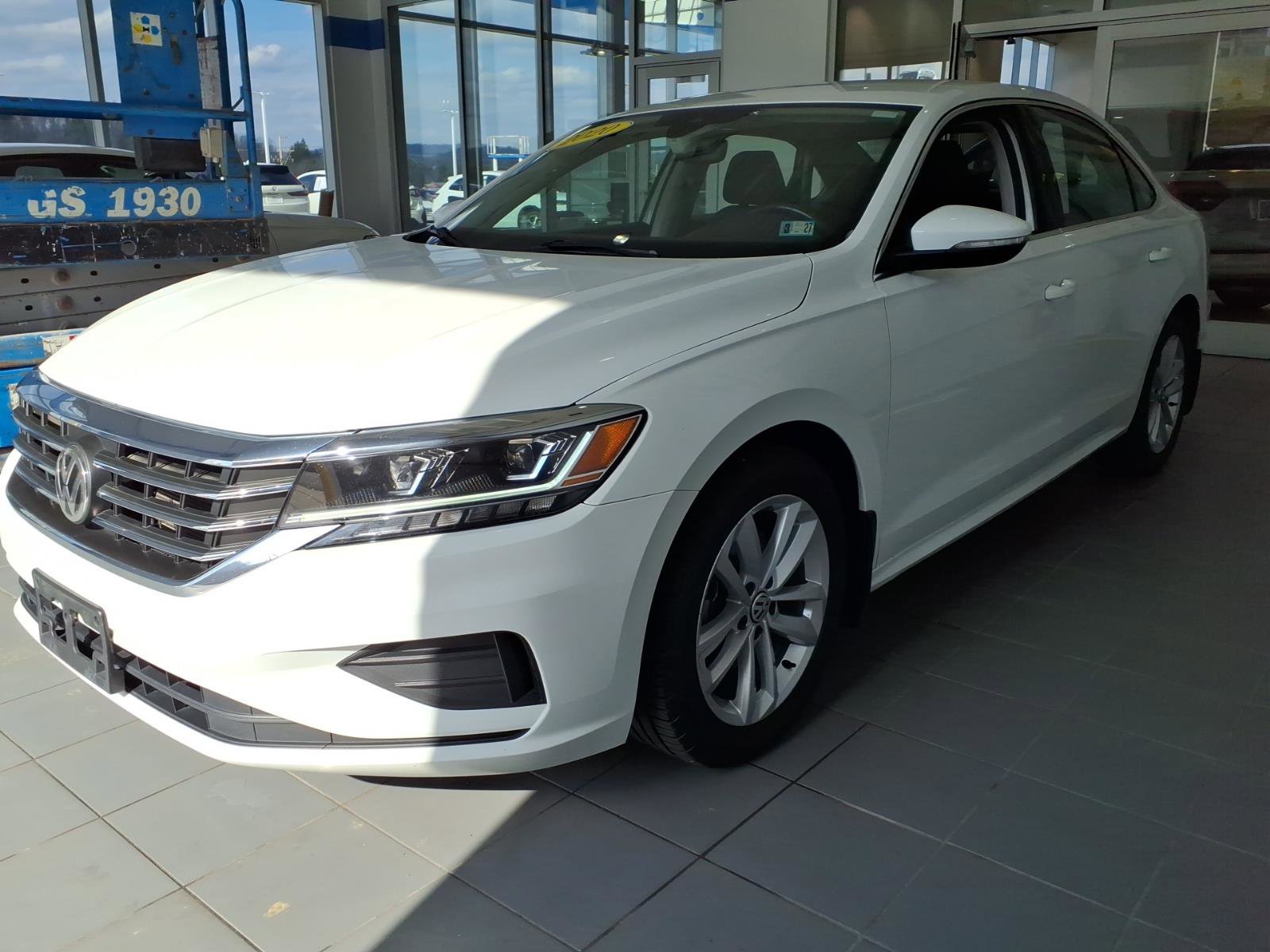 Used 2020 Volkswagen Passat 2.0T SE image 8