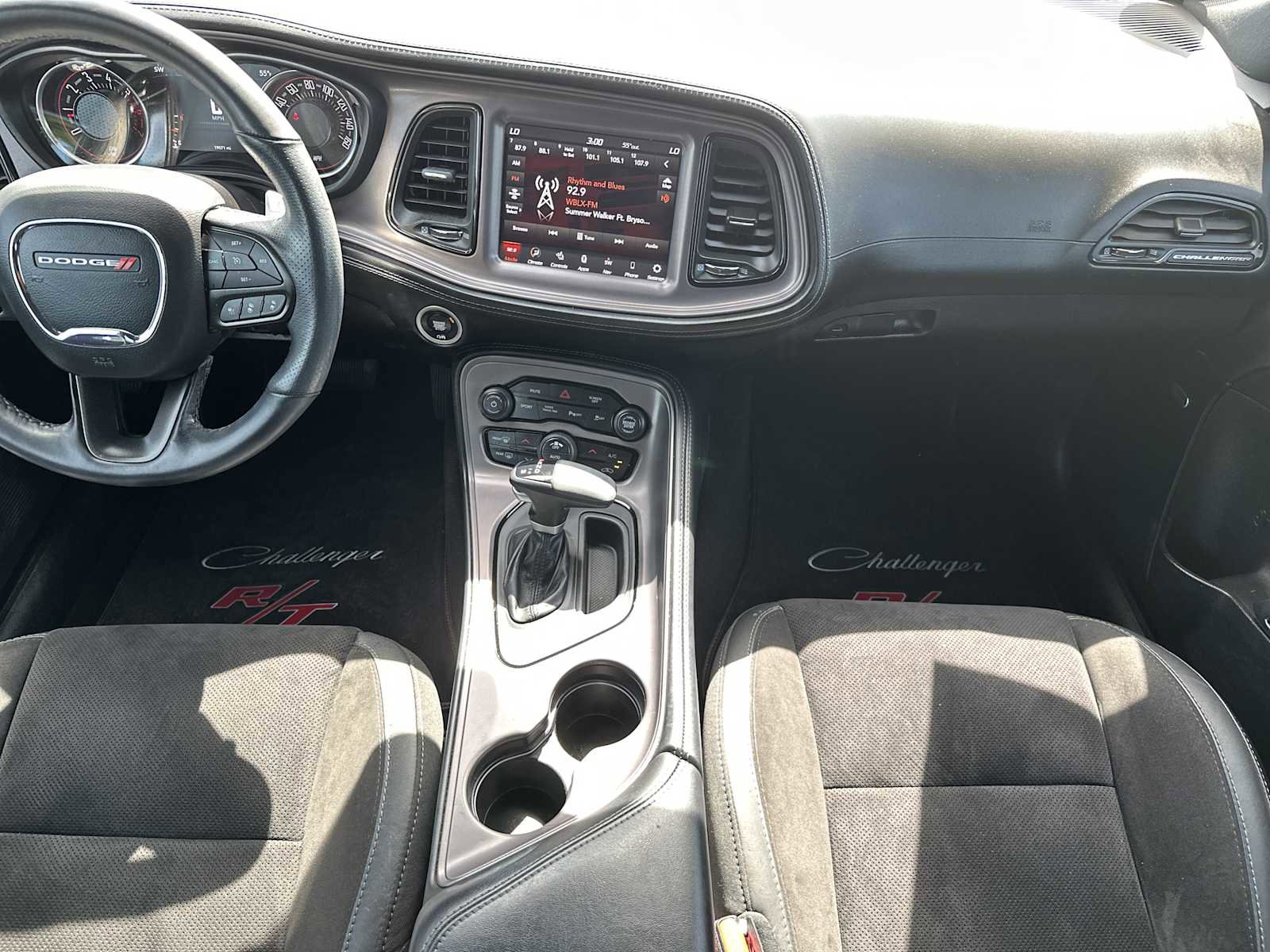 Used 2023 Dodge Challenger R/T w/ Plus Package image 15