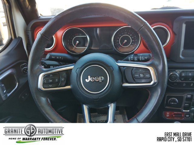 Used 2019 Jeep Wrangler Unlimited Rubicon w/ Cold Weather Group AWD/4WD image 15