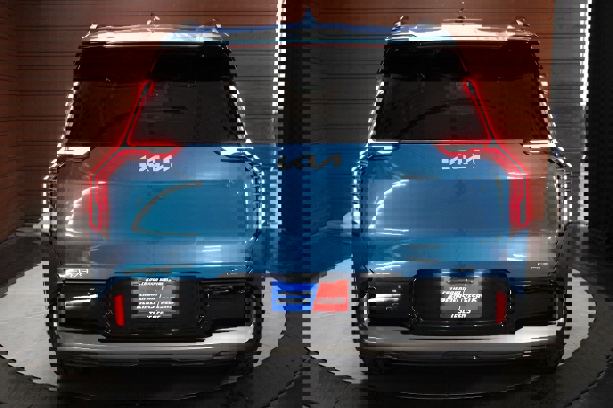 Used 2024 Kia EV9 GT-Line image 6