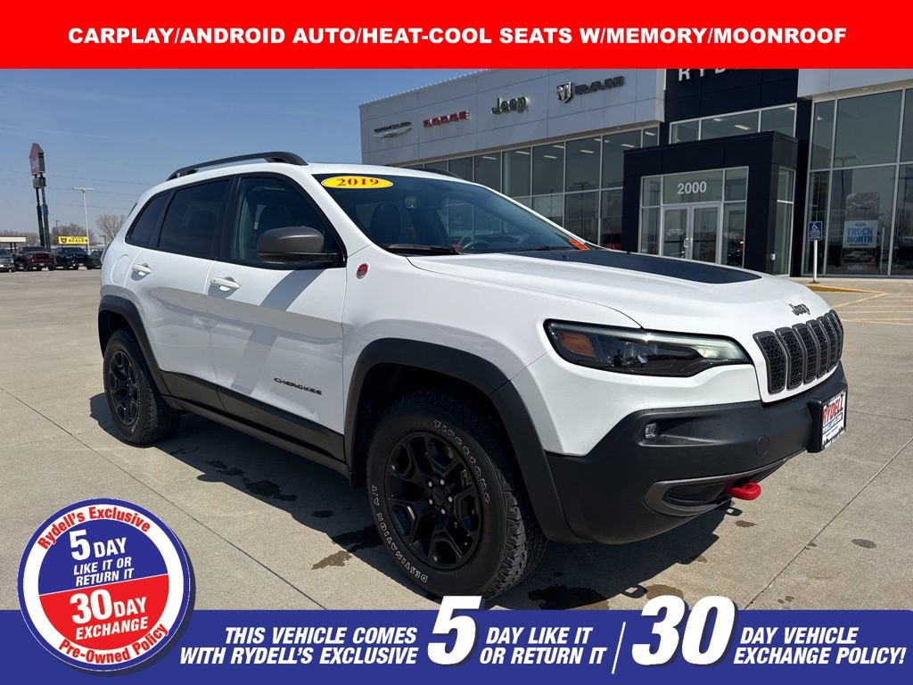 Used 2019 Jeep Cherokee Trailhawk
