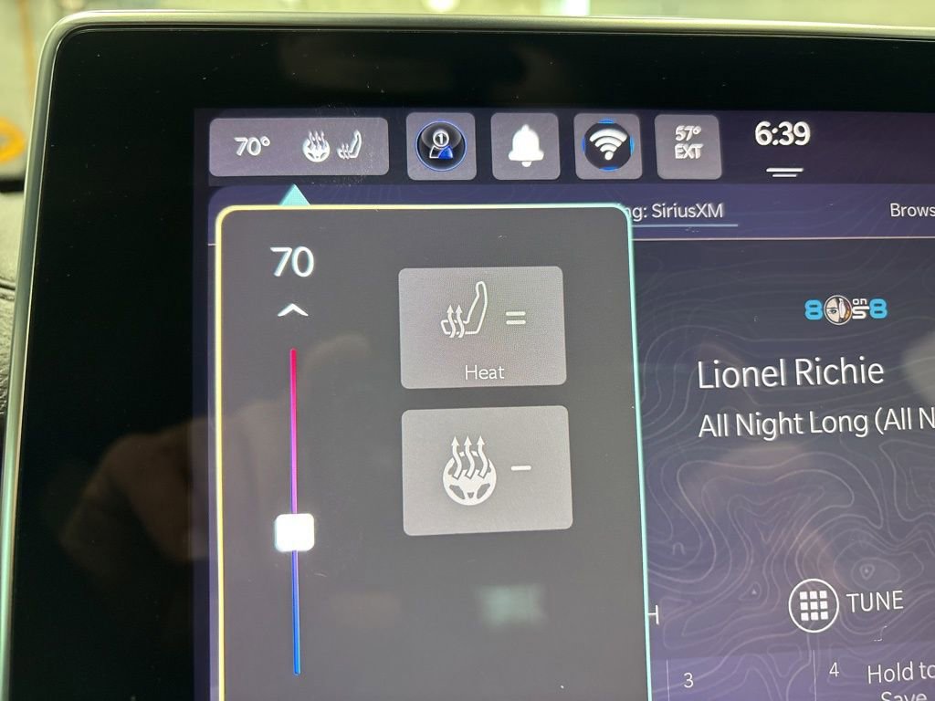 Used 2025 Jeep Compass Limited image 24