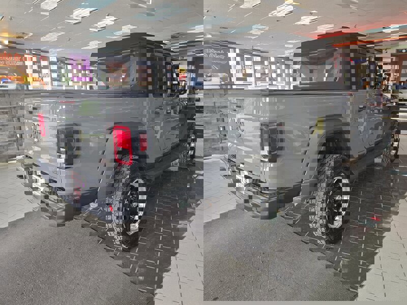 Used 2020 Jeep Gladiator Sport w/ Quick Order Package 24S image 4