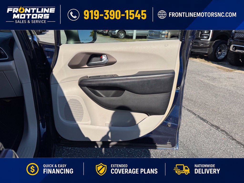 Used 2018 Chrysler Pacifica LX FWD image 13
