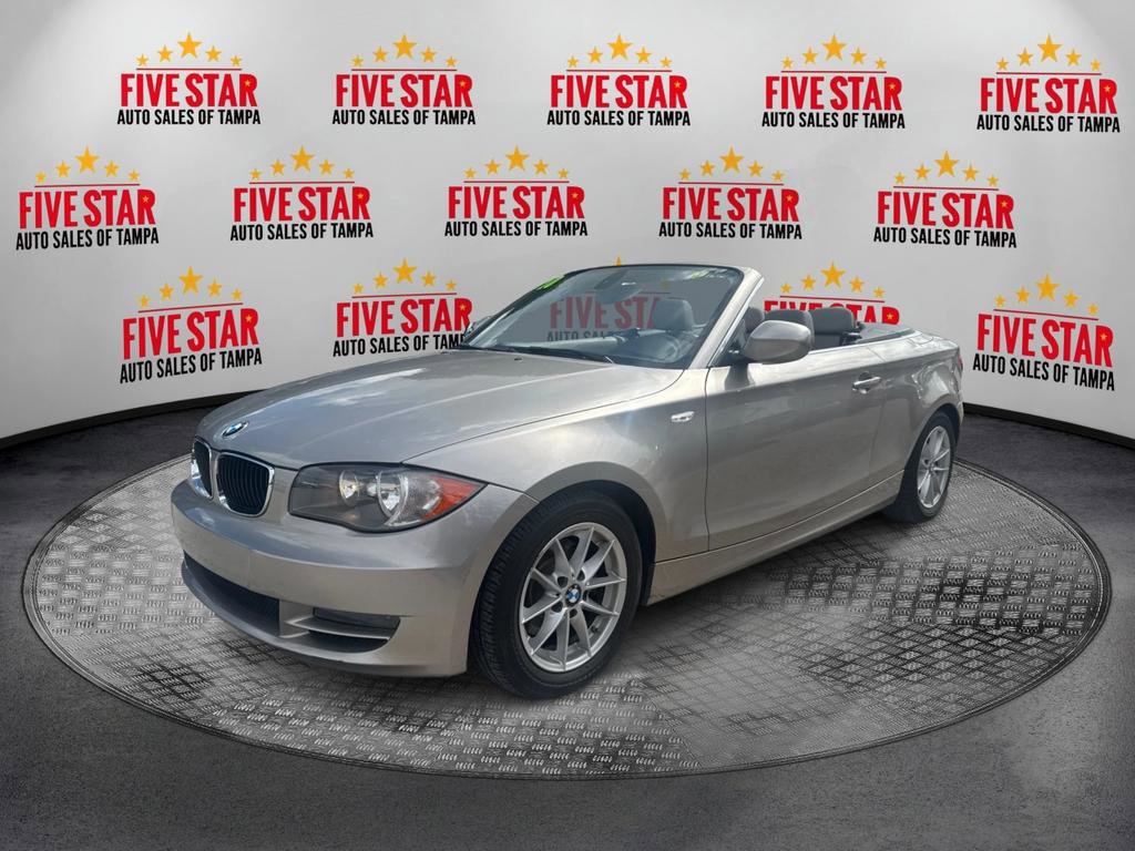Used 2010 BMW 128i Convertible RWD image 3