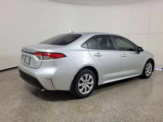 Used 2025 Toyota Corolla LE image 5