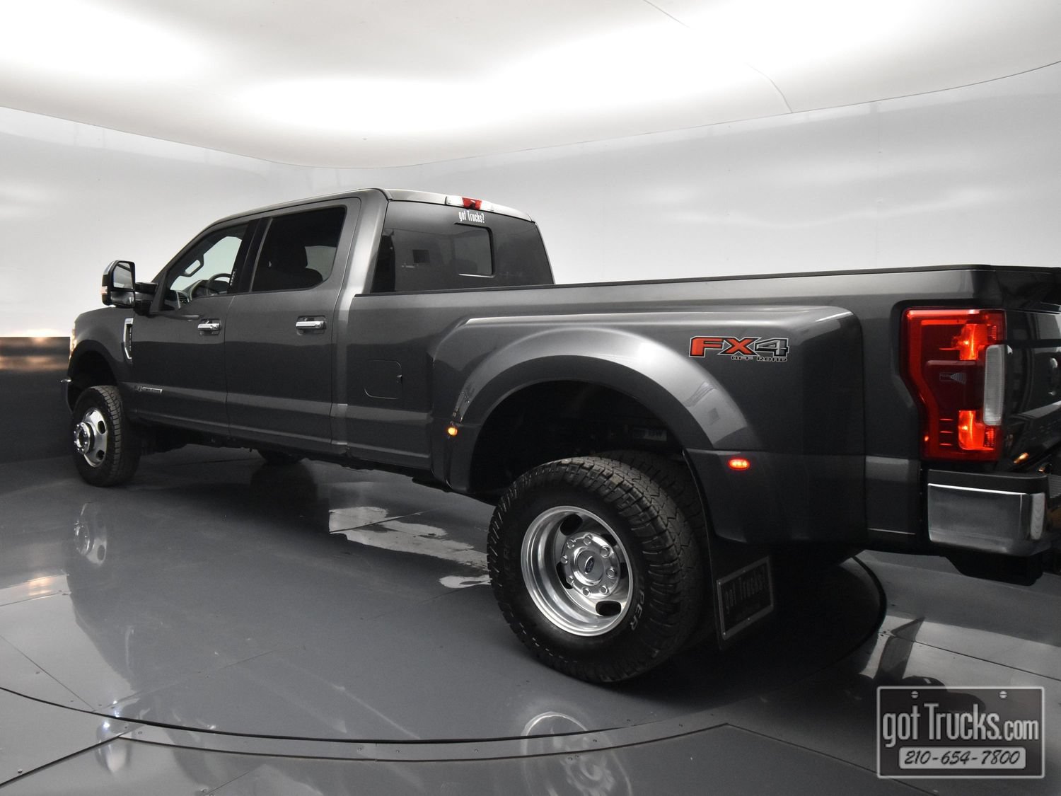 Used 2018 Ford F350 Lariat w/ Chrome Package AWD/4WD image 5