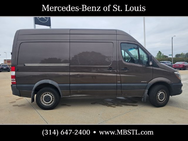 Used 2016 Mercedes-Benz Sprinter 2500 image 2