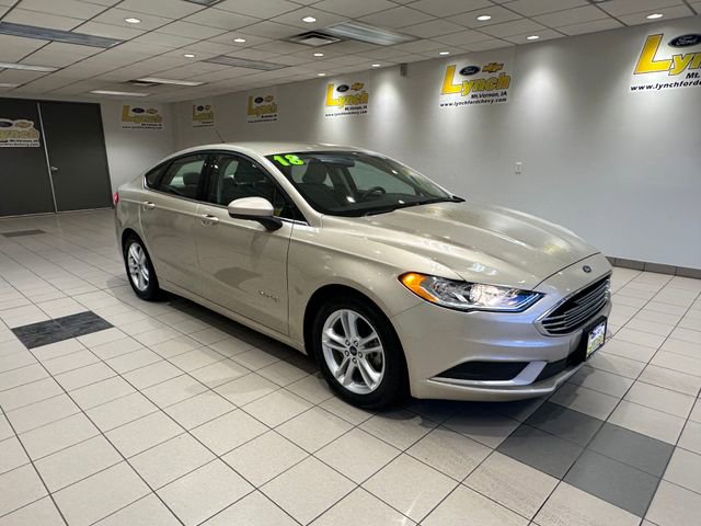 Used 2018 Ford Fusion SE image 1