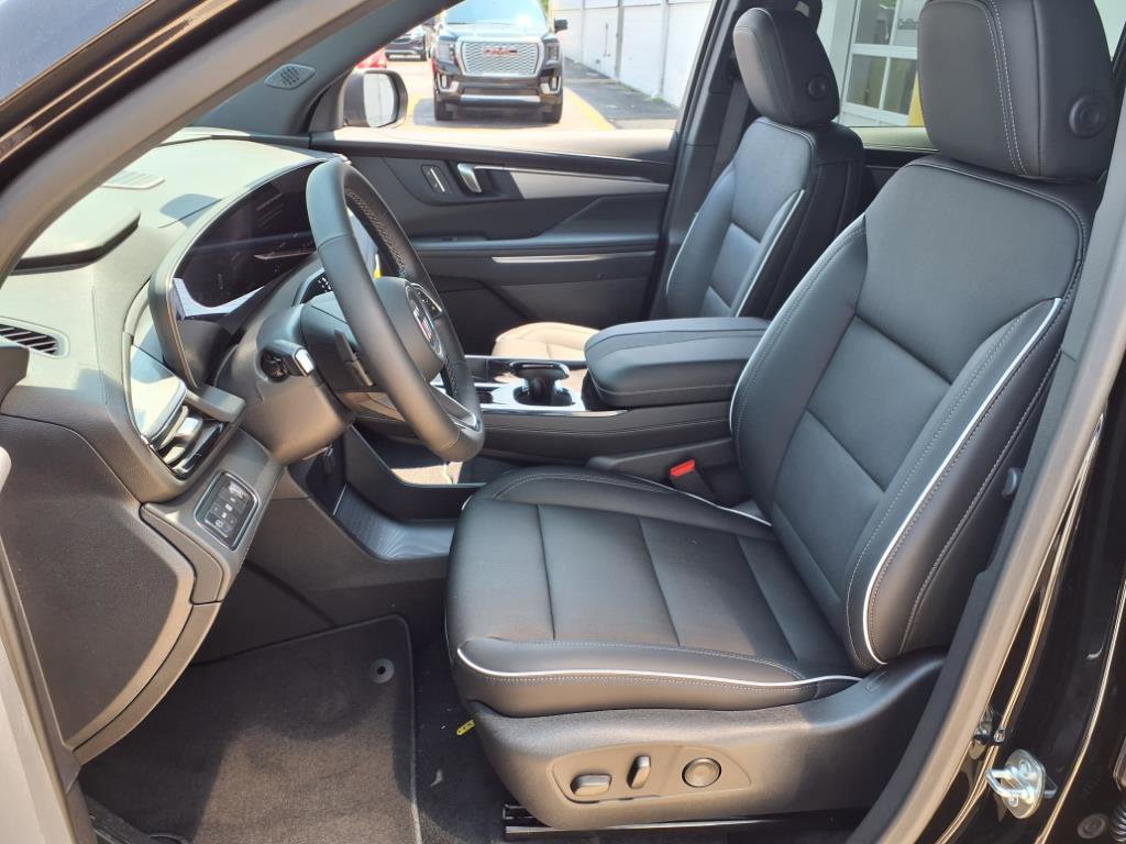 New 2025 Buick Enclave Preferred w/ Power Package image 4