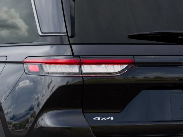New 2026 Jeep Grand Cherokee Limited w/ Limited Altitude Package AWD/4WD image 9