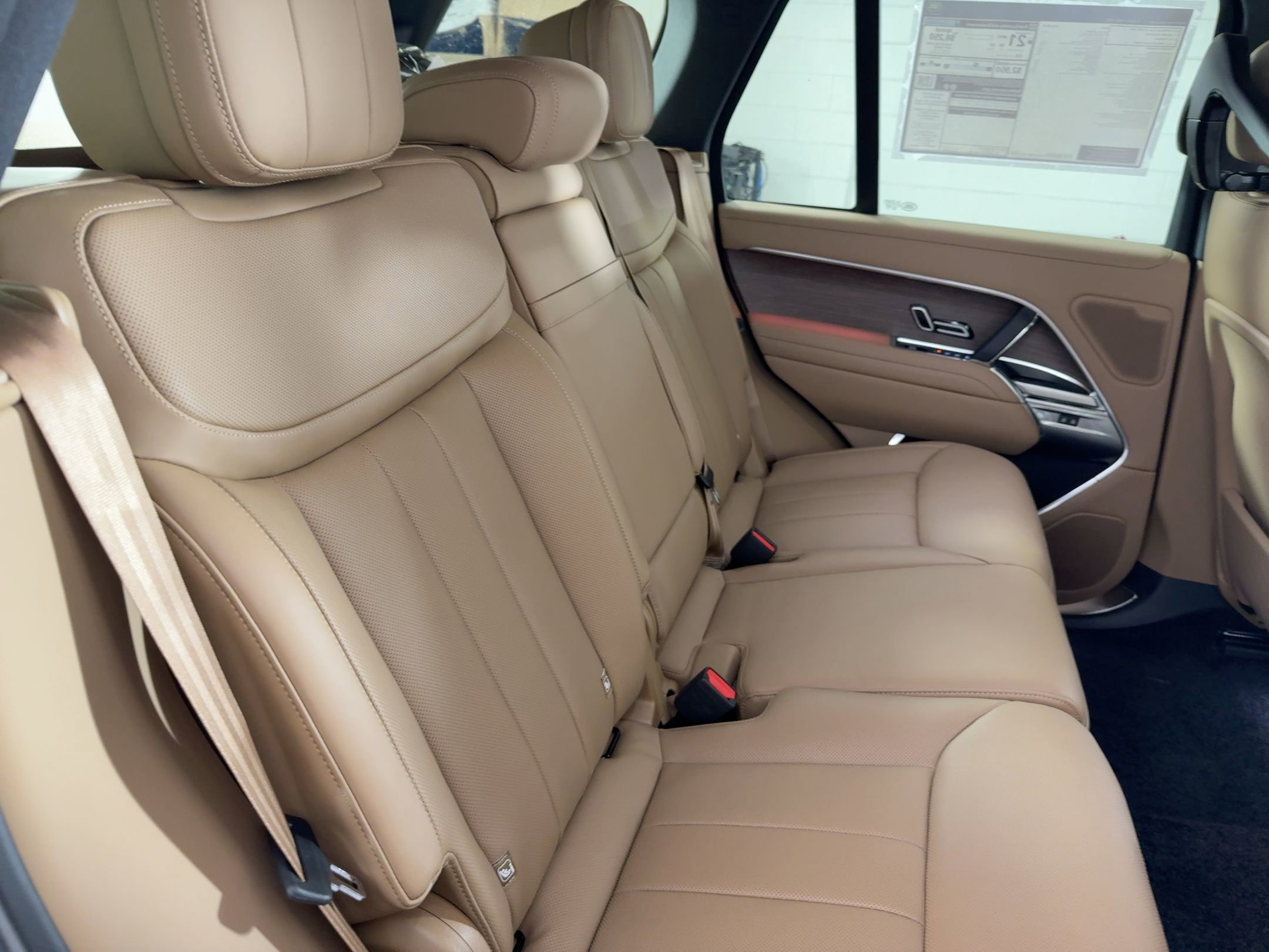 New 2026 Land Rover Range Rover SE image 29