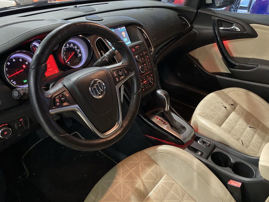 Used 2016 Buick Cascada Premium image 2