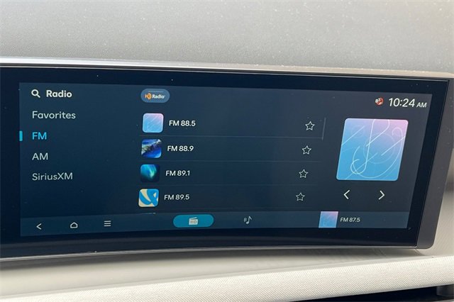 New 2025 Hyundai Tucson Limited image 18