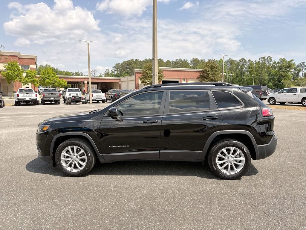 Used 2022 Jeep Cherokee Latitude Lux FWD image 6